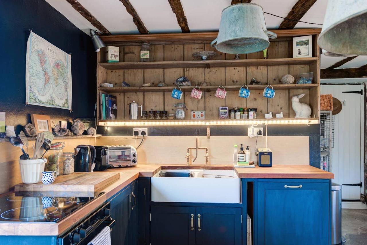 The Dairy, One Bedroom Cottage In A 15Th Century Farmhouse Parham Luaran gambar